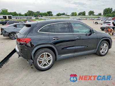 Trzecie zdjęcie samochodu z tyłu: 2021 MERCEDES-BENZ GLA 250 4MATIC VIN:W1N4N4HB9MJ162895 - miniatura