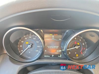 Zdjęcie 9 z 12 samochodu: 2017 JAGUAR XF PREMIUM VIN:SAJBJ4BV6HCY27096 - miniatura