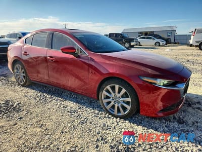 Czwarte zdjęcie samochodu z boku: 2019 MAZDA 3 PREMIUM VIN:3MZBPAEM4KM103246 - miniatura