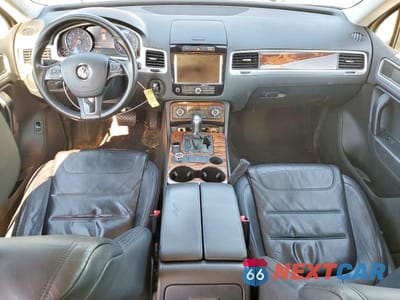 Zdjęcie 8 z 13 samochodu: 2011 VOLKSWAGEN TOUAREG V6 VIN:WVGFF9BP5BD006746 - miniatura