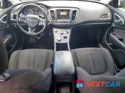 Zdjęcie 8 z 12 samochodu: 2015 CHRYSLER 200 LIMITED VIN:1C3CCCAB2FN609970 - miniatura