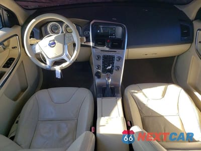 Zdjęcie 8 z 13 samochodu: 2013 VOLVO XC60 3.2 VIN:YV4952DZ0D2415789 - miniatura