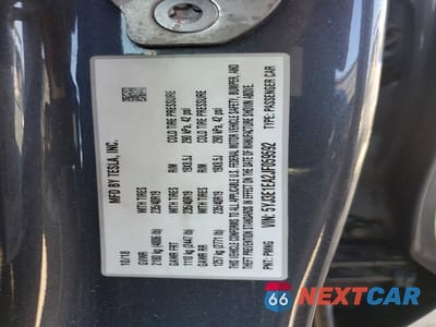 Zdjęcie 13 z 13 samochodu: 2018 TESLA MODEL 3 VIN:5YJ3E1EA2JF059592 - miniatura