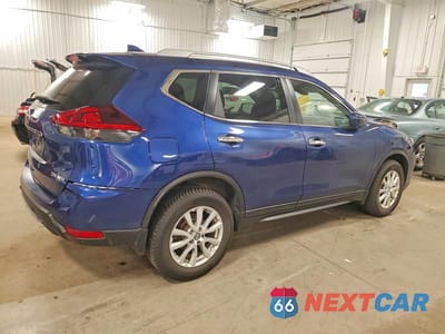 Trzecie zdjęcie samochodu z tyłu: 2020 NISSAN ROGUE SV VIN:5N1AT2MV8LC723364 - miniatura
