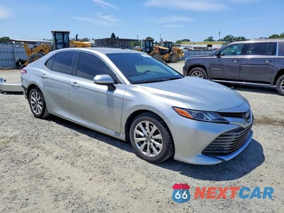 Czwarte zdjęcie samochodu z boku: 2018 TOYOTA CAMRY LE VIN:JTNB11HK9J3025928 - miniatura