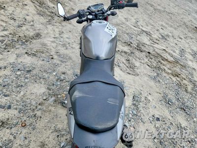 Zdjęcie 6 z 9 samochodu: 2019 SUZUKI SV650 VIN:JS1VP55A6K7100043 - miniatura