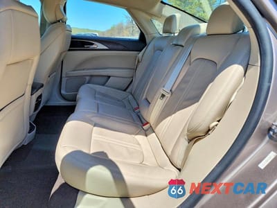 Zdjęcie 10 z 12 samochodu: 2019 LINCOLN MKZ RESERVE I VIN:3LN6L5D94KR608917 - miniatura