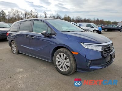 Czwarte zdjęcie samochodu z boku: 2021 HONDA ODYSSEY LX VIN:5FNRL6H28MB038655 - miniatura