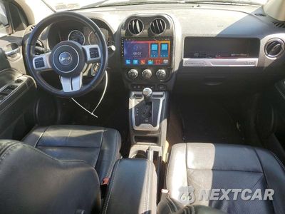 Zdjęcie 8 z 13 samochodu: 2017 JEEP COMPASS VIN:1C4NJDEB2GD545656 - miniatura