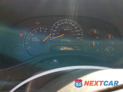 Zdjęcie 9 z 12 samochodu: 2005 CHEVROLET SILVERADO C1500 VIN:1GCEC14X35Z152156 - miniatura
