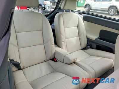 Zdjęcie 10 z 12 samochodu: 2012 VOLVO C30 T5 VIN:YV1672MK2C2274297 - miniatura