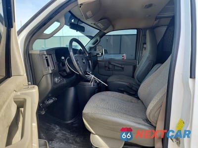 Zdjęcie 7 z 13 samochodu: 2022 CHEVROLET EXPRESS G2500 VIN:1GCWGAFPXN1194120 - miniatura