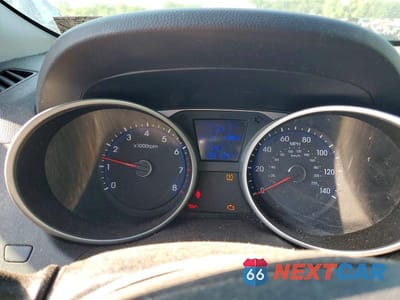 Zdjęcie 9 z 13 samochodu: 2015 HYUNDAI TUCSON SE VIN:KM8JUCAG7FU955283 - miniatura