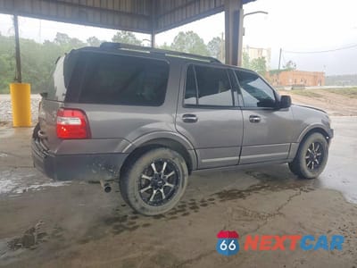 Trzecie zdjęcie samochodu z tyłu: 2011 FORD EXPEDITION LIMITED VIN:1FMJU1K56BEF21720 - miniatura