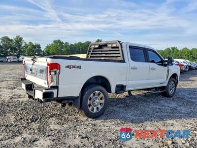 Trzecie zdjęcie samochodu z tyłu: 2024 FORD F350 SUPER DUTY VIN:1FT8W3BTXRED81303 - miniatura