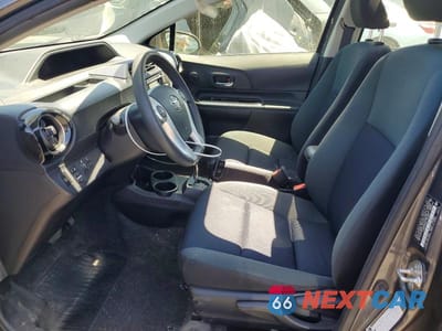 Zdjęcie 7 z 13 samochodu: 2016 TOYOTA PRIUS C THREE VIN:JTDKDTB30G1135490 - miniatura