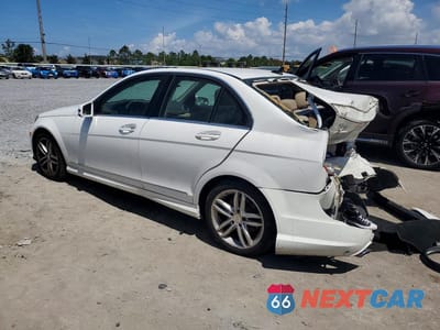 Drugie zdjęcie samochodu z przodu: 2014 MERCEDES-BENZ C 300 4MATIC VIN:WDDGF8AB1EA954887 - miniatura