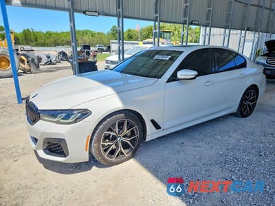 2022 BMW 530 XI WBA13BJ01NWX81232 - główne zdjęcie licytacji z USA - miniatura