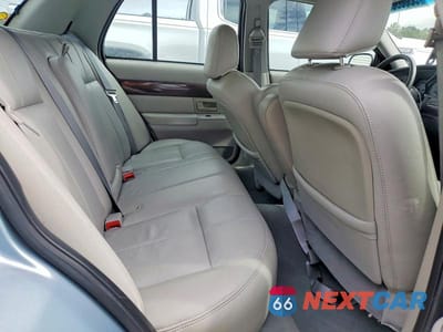 Zdjęcie 10 z 12 samochodu: 2004 MERCURY GRAND MARQUIS GS VIN:2MEFM74W54X616921 - miniatura