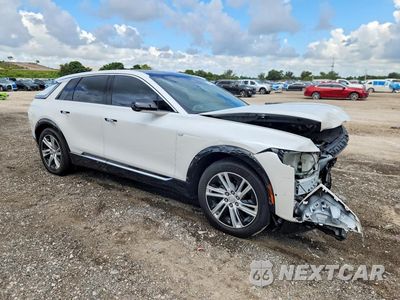Czwarte zdjęcie samochodu z boku: 2024 CADILLAC LYRIQ TECH VIN:1GYKPMRK5RZ138054 - miniatura