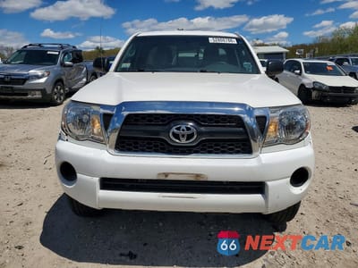 Piąte zdjęcie samochodu w środku: 2011 TOYOTA TACOMA ACCESS CAB VIN:5TFUX4EN6BX006923 - miniatura