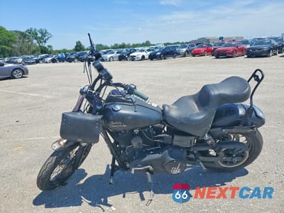 Trzecie zdjęcie samochodu z tyłu: 2017 HARLEY-DAVIDSON FXDB DYNA STREET BOB VIN:1HD1GXM18HC324351 - miniatura