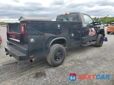 Trzecie zdjęcie samochodu z tyłu: 2019 FORD F250 SUPER DUTY VIN:1FDBF2B66KED49623 - miniatura