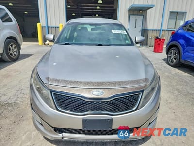 Piąte zdjęcie samochodu w środku: 2014 KIA OPTIMA LX VIN:5XXGM4A70EG300312 - miniatura