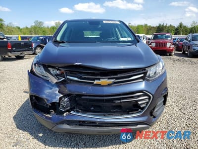 Piąte zdjęcie samochodu w środku: 2018 CHEVROLET TRAX LS VIN:3GNCJNSB1JL289892 - miniatura