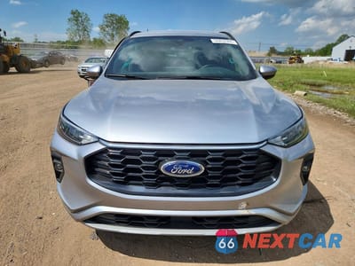 Piąte zdjęcie samochodu w środku: 2023 FORD ESCAPE ST LINE SELECT VIN:1FMCU9NAXPUB27568 - miniatura