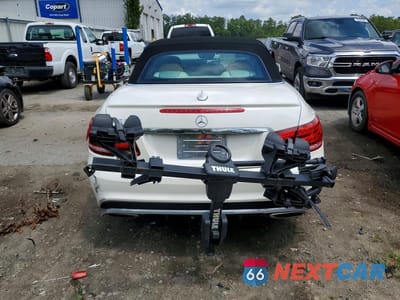 Zdjęcie 6 z 12 samochodu: 2014 MERCEDES-BENZ E 550 VIN:WDDKK7DF8EF230762 - miniatura