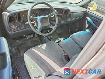 Zdjęcie 8 z 12 samochodu: 2002 CHEVROLET SILVERADO K1500 VIN:1GCEK14W92Z135321 - miniatura