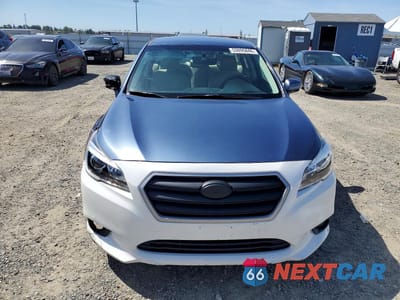 Piąte zdjęcie samochodu w środku: 2017 SUBARU LEGACY 2.5I PREMIUM VIN:4S3BNAF63H3040689 - miniatura