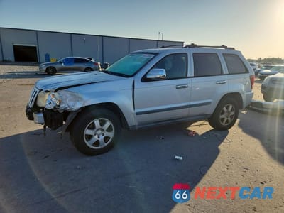 2009 JEEP GRAND CHEROKEE LAREDO 1J8GR48K99C521417 - główne zdjęcie licytacji z USA - miniatura