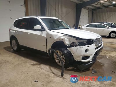 Czwarte zdjęcie samochodu z boku: 2017 BMW X3 XDRIVE28I VIN:5UXWX9C33H0T24764 - miniatura