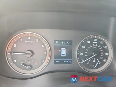 Zdjęcie 9 z 13 samochodu: 2020 HYUNDAI TUCSON VALUE VIN:KM8J33A42LU162638 - miniatura