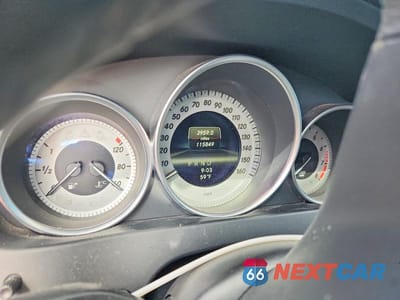 Zdjęcie 9 z 12 samochodu: 2013 MERCEDES-BENZ C 250 VIN:WDDGF4HB3DA783430 - miniatura