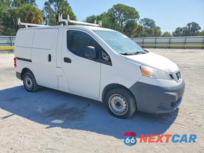 Czwarte zdjęcie samochodu z boku: 2018 NISSAN NV200 S VIN:3N6CM0KN3JK696855 - miniatura