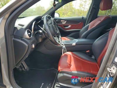 Zdjęcie 7 z 13 samochodu: 2021 MERCEDES-BENZ GLC 300 4MATIC VIN:W1N0G8EB0MG011302 - miniatura