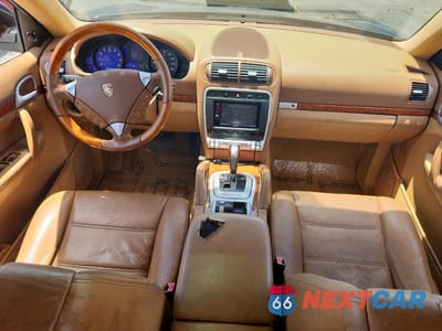 Zdjęcie 8 z 12 samochodu: 2009 PORSCHE CAYENNE VIN:WP1AA29P59LA06366 - miniatura