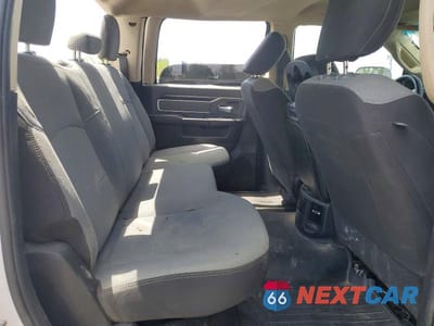 Zdjęcie 10 z 11 samochodu: 2019 RAM 2500 BIG HORN VIN:3C6UR5DL5KG632037 - miniatura