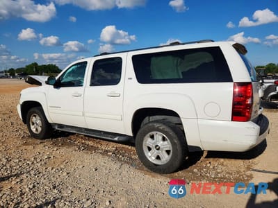 Drugie zdjęcie samochodu z przodu: 2014 CHEVROLET SUBURBAN K1500 LT VIN:1GNSKJE71ER166469 - miniatura