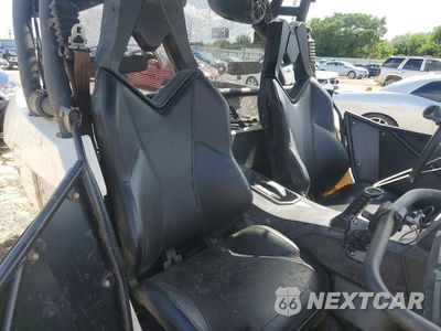 Zdjęcie 6 z 10 samochodu: 2017 CAN-AM MAVERICK UTILITY VEHICLE VIN:3JBPVAP21HJ000535 - miniatura