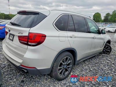 Trzecie zdjęcie samochodu z tyłu: 2017 BMW X5 XDRIVE35I VIN:5UXKR0C38H0V74215 - miniatura