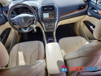 Zdjęcie 8 z 13 samochodu: 2016 LINCOLN MKC RESERVE VIN:5LMTJ3DH4GUJ08595 - miniatura