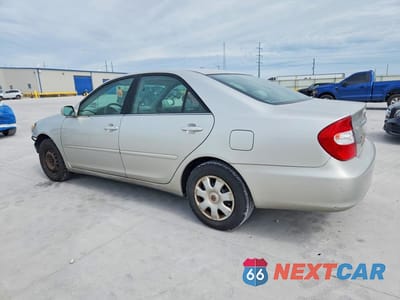 Drugie zdjęcie samochodu z przodu: 2004 TOYOTA CAMRY LE VIN:4T1BE32K64U916539 - miniatura
