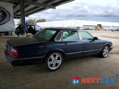 Trzecie zdjęcie samochodu z tyłu: 1998 JAGUAR XJR VIN:SAJPX1844WC820761 - miniatura