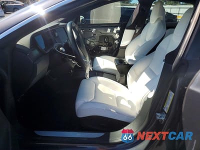 Zdjęcie 7 z 12 samochodu: 2019 TESLA MODEL S VIN:5YJSA1E27KF304372 - miniatura