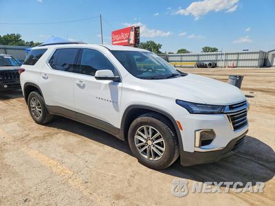 Czwarte zdjęcie samochodu z boku: 2023 CHEVROLET TRAVERSE VIN:1GNEVHKW6PJ195993 - miniatura