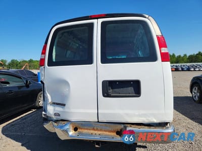 Zdjęcie 6 z 14 samochodu: 2018 CHEVROLET EXPRESS G2500 VIN:1GCWGAFGXJ1911674 - miniatura